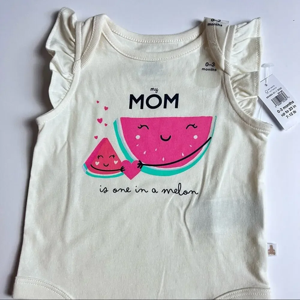 Gap Baby Flutter Sleeve  MOM Graphic Style Snap Closure Onesie Sz 0-3M